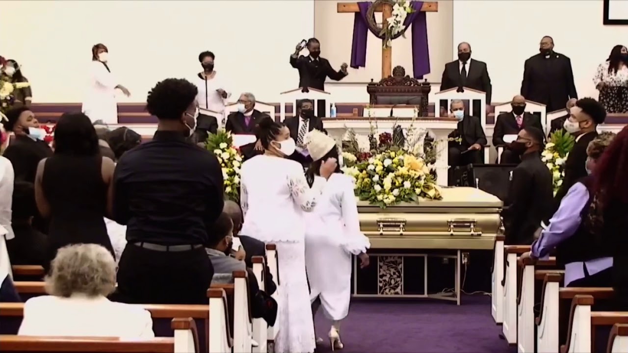 MASSIVE PENTECOSTAL FUNERAL PRAISE BREAK 2020- Matthew Hearn