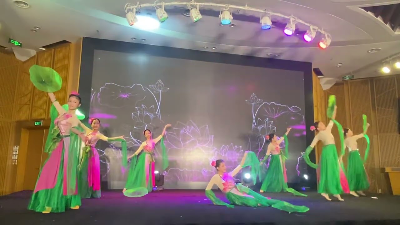 Múa Sen - Vũ đoàn Sunflower