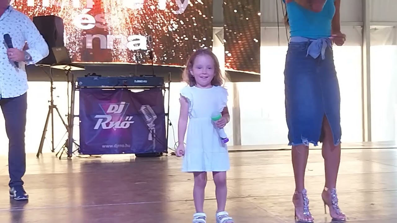 Henna és a pici Henna