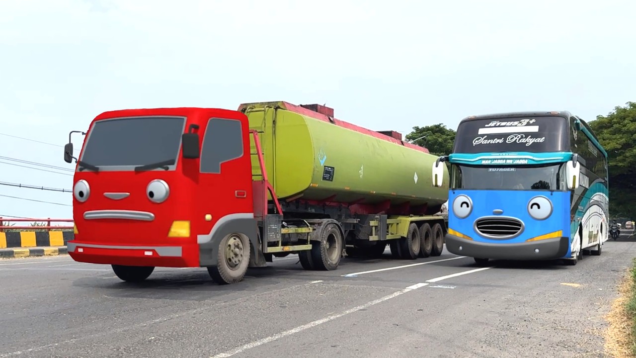 Di Sini Markasnya Truk Tangki Pertamina, Truk Kontainer Mirip Frank Kawan Tayo