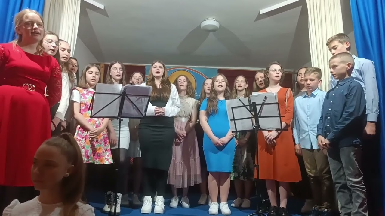Koncert orkestra i pjevačke grupe