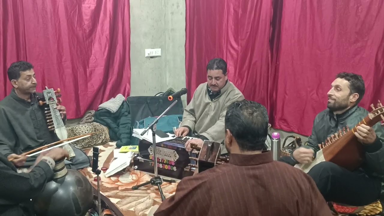 💐Nizree Chaine Chalnam Sariee Gum💐 Kalami Mir Manzoor Mirabad safapora ♥️ Singer M yousaf Paribali 