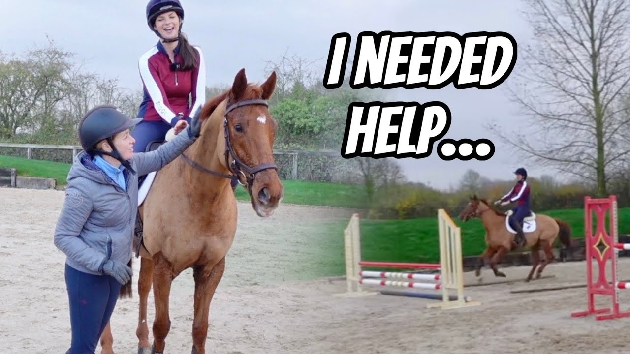 JUMPING MY EX RACE HORSE AFTER A BREAK 🙈 | Vlogmas #2