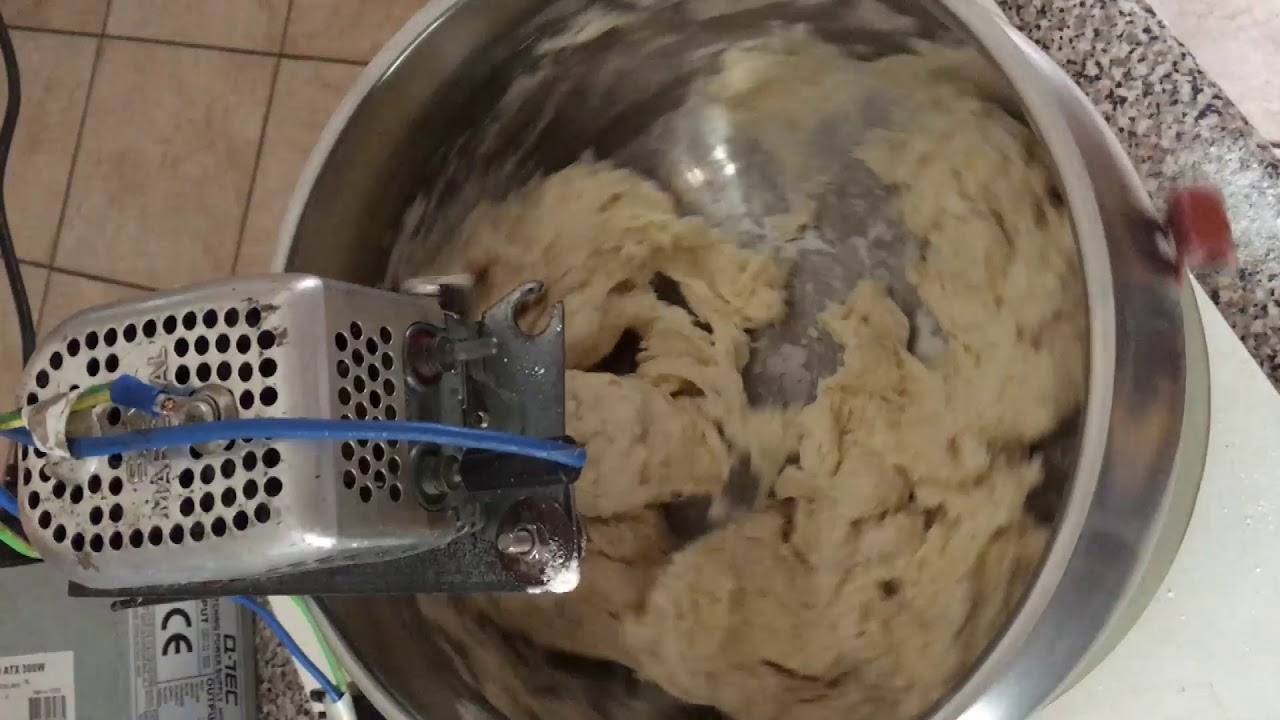 impasto pizza,impastatrice autocostruita con materiale di recupero