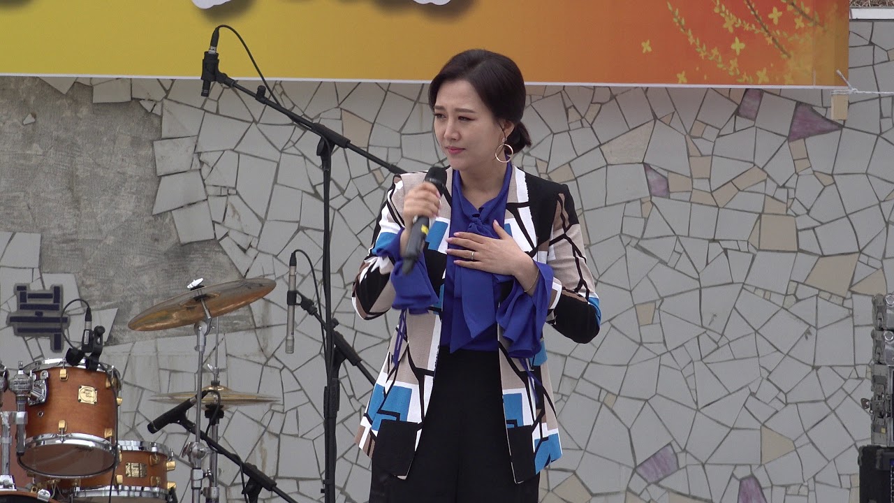 [4K] 장윤정 - 초혼 (장윤정 가짜? 왜?) ◎ 양평단월 고로쇠축제 ★ 직캠 humoresque76