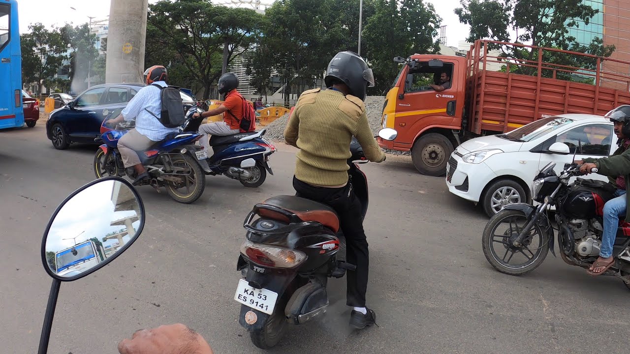 Great drivers of Bengaluru roads_3
