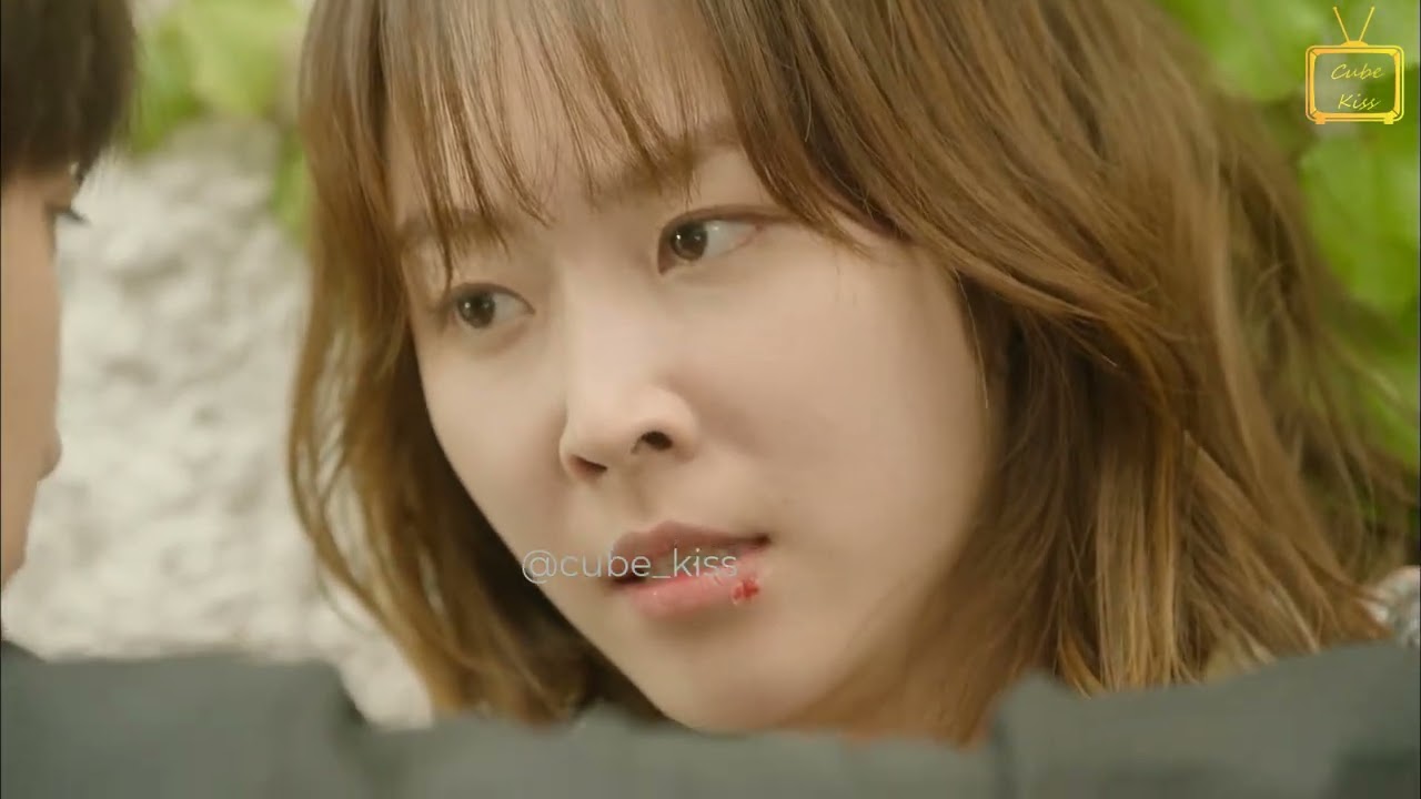 Furious fight turns into passionate kiss from Another Oh Hae Young