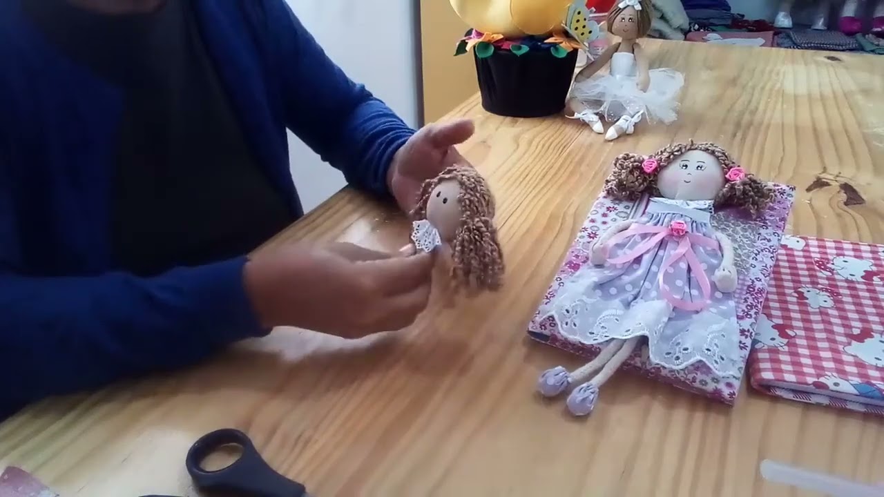 Essa aula fiz a mais de 2 anos. Usei mangueira de nível pra poder trocar o lápis ✏️. FAÇA E GANHE 💰💰