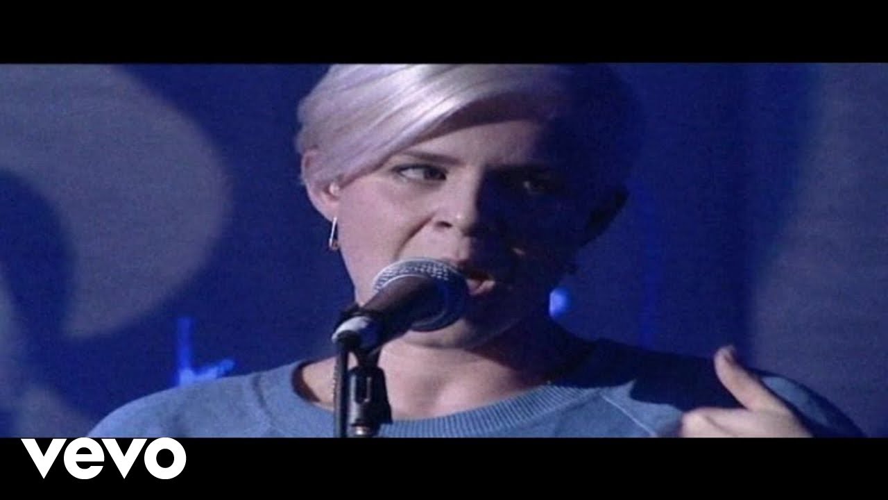 Robyn - Who's That Girl (Live From Scala 2007)