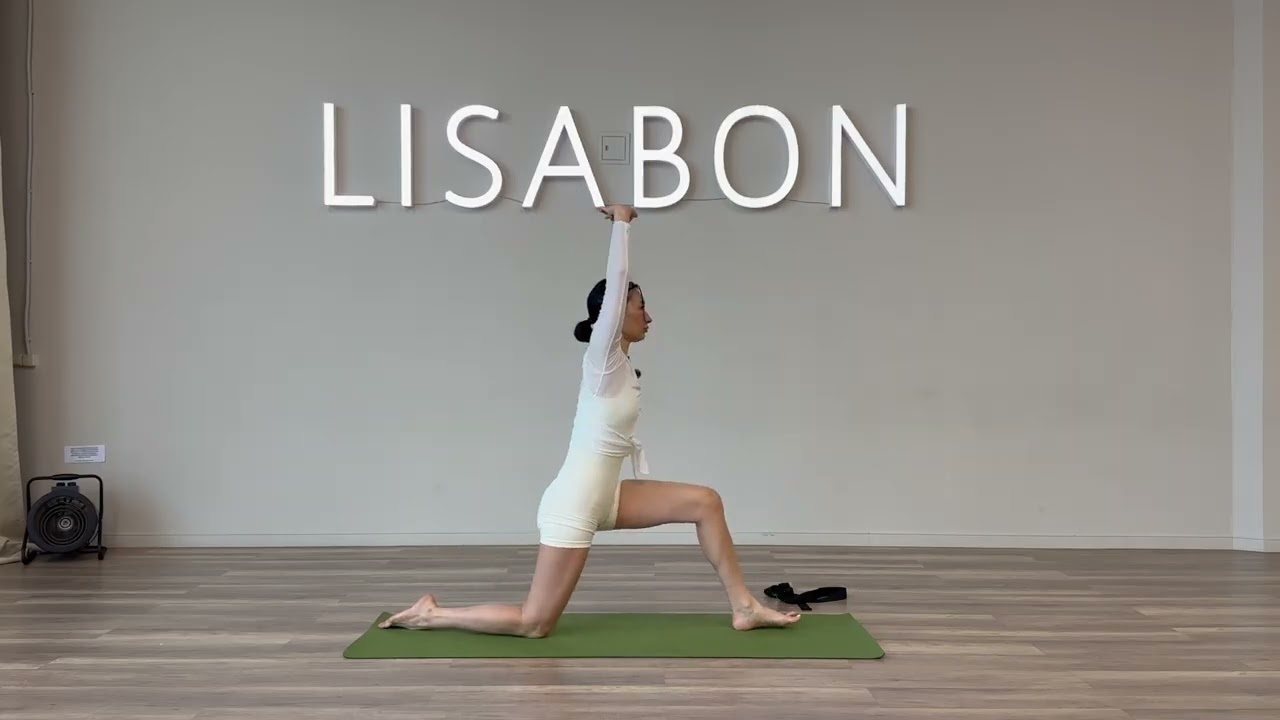 МЯГКАЯ ТЯГУЧАЯ ЖЕНСКАЯ практика йоги