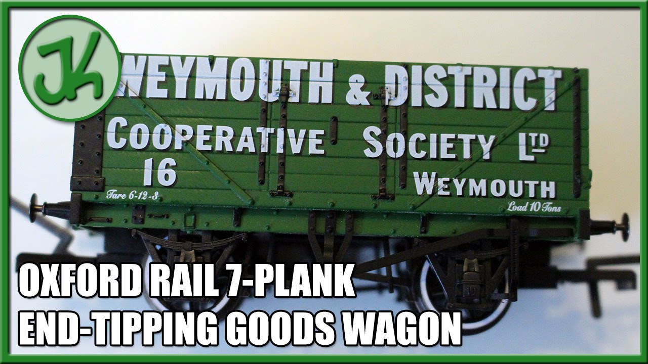 Oxford Rail 7 plank End Tipping Goods Wagon Box Opening and Review
