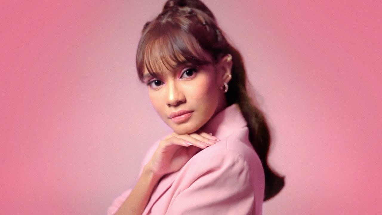 Audrey Tapiheru - Constantly You (Visualizer)