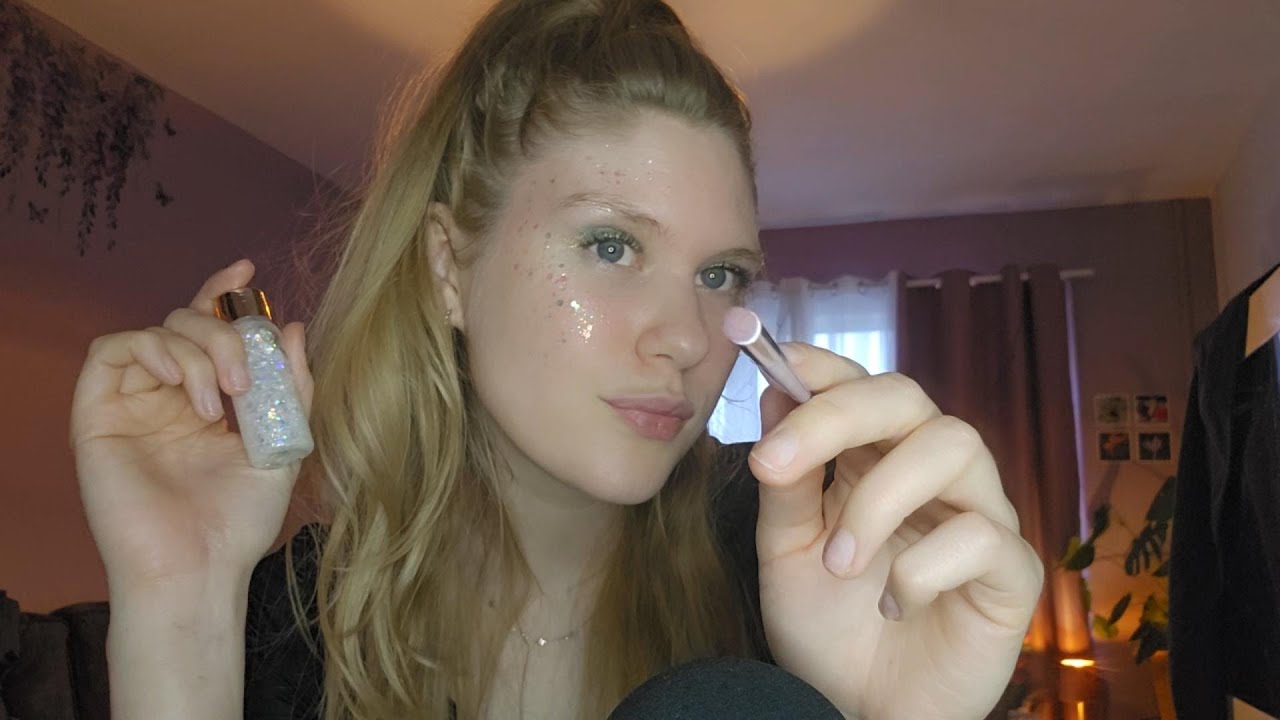 ASMR | English | Doing your make up!✨ | Whispers