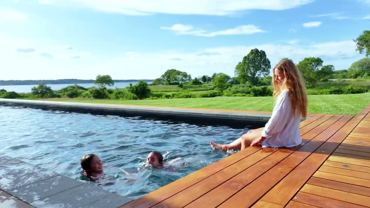 451 Seapowet Avenue | Tiverton, RI