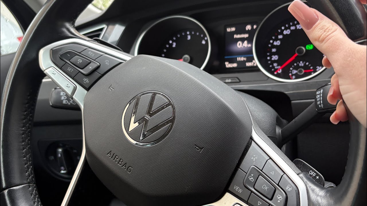 ASMR in a Volkswagen 🚙🤍
