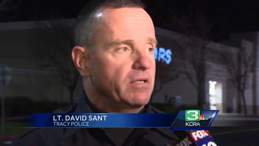 Gunfire hits West Valley Mall in Tracy; Shooter takes off