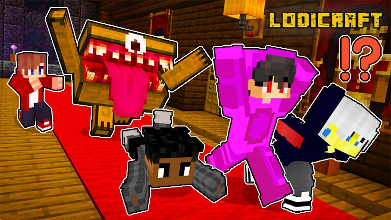 Using SCARY FURNITURE To Prank in Minecraft!