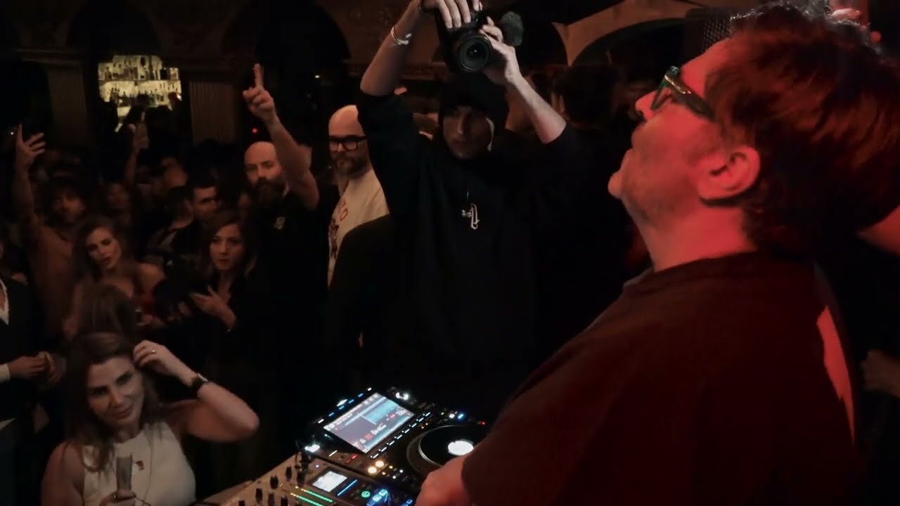Wally Lopez at Misericordia Madrid Part 1