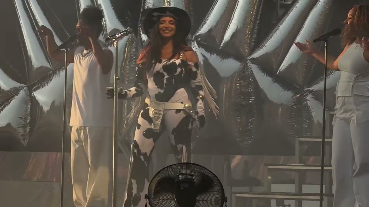 Jade - Fantasy - Live at Mighty Hoopla, London - 31/05/2025