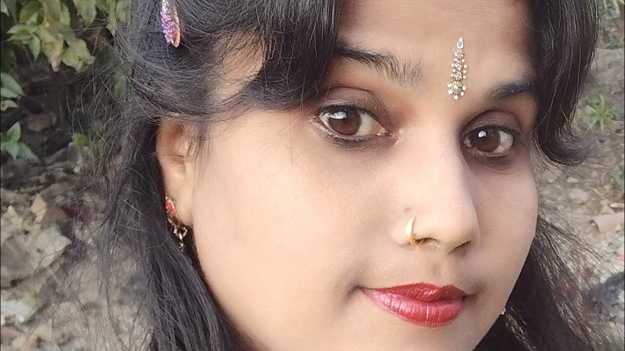 सरसों के खेत में कांड हो गया