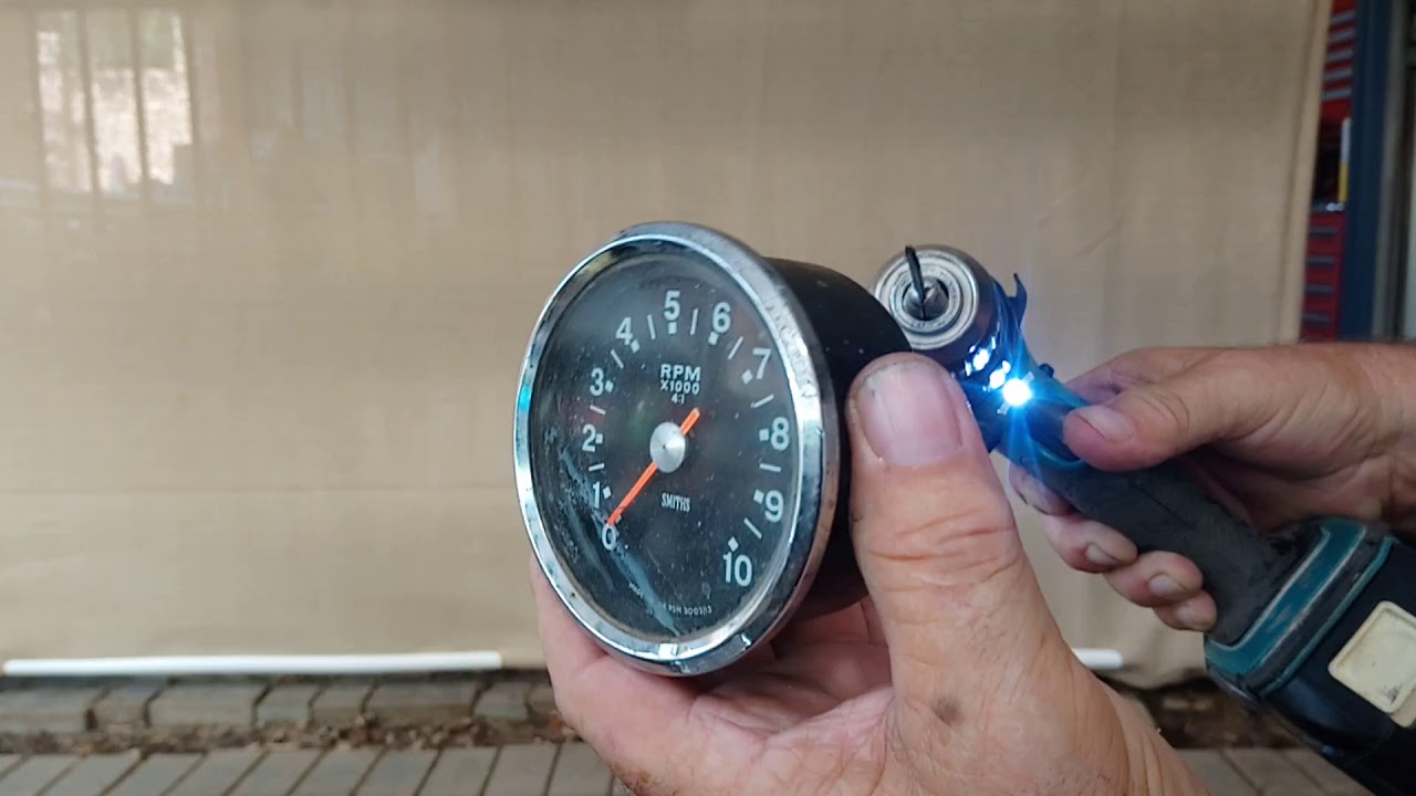 Smiths Black face T150 Trident / BSA R3 gauges