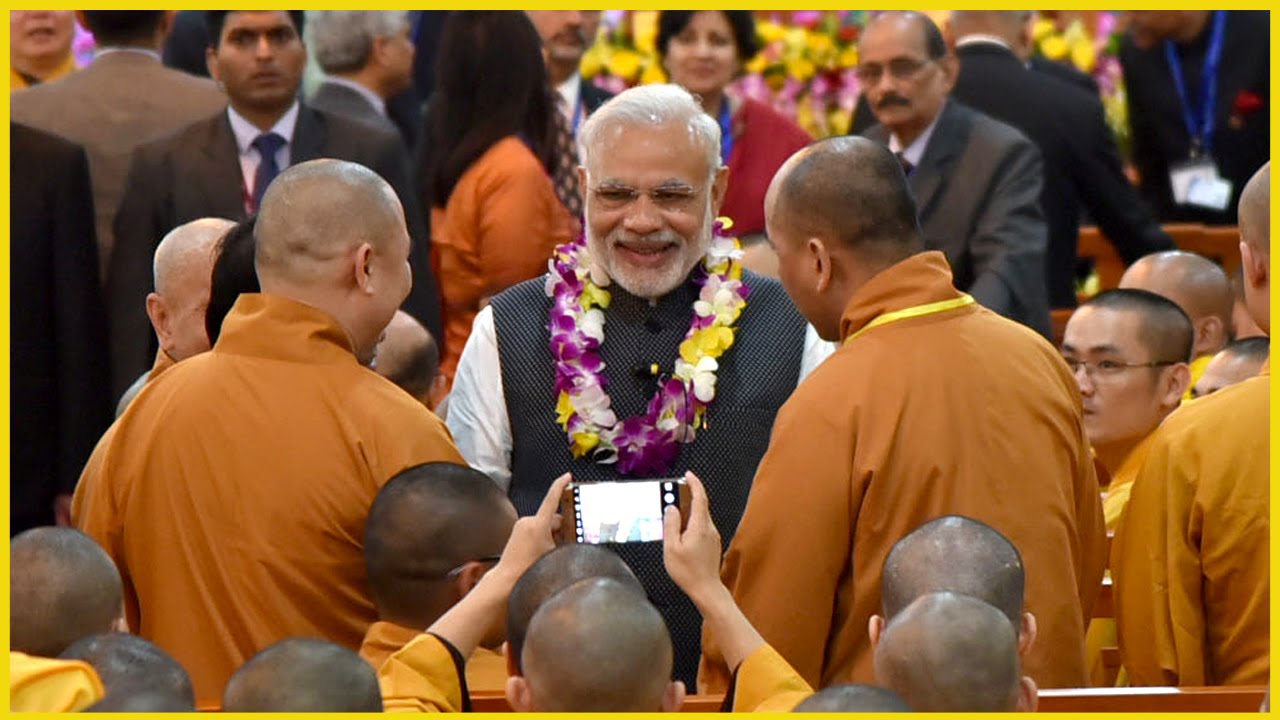 PM Modi visits Quan Su Pagoda in Hanoi | PMO