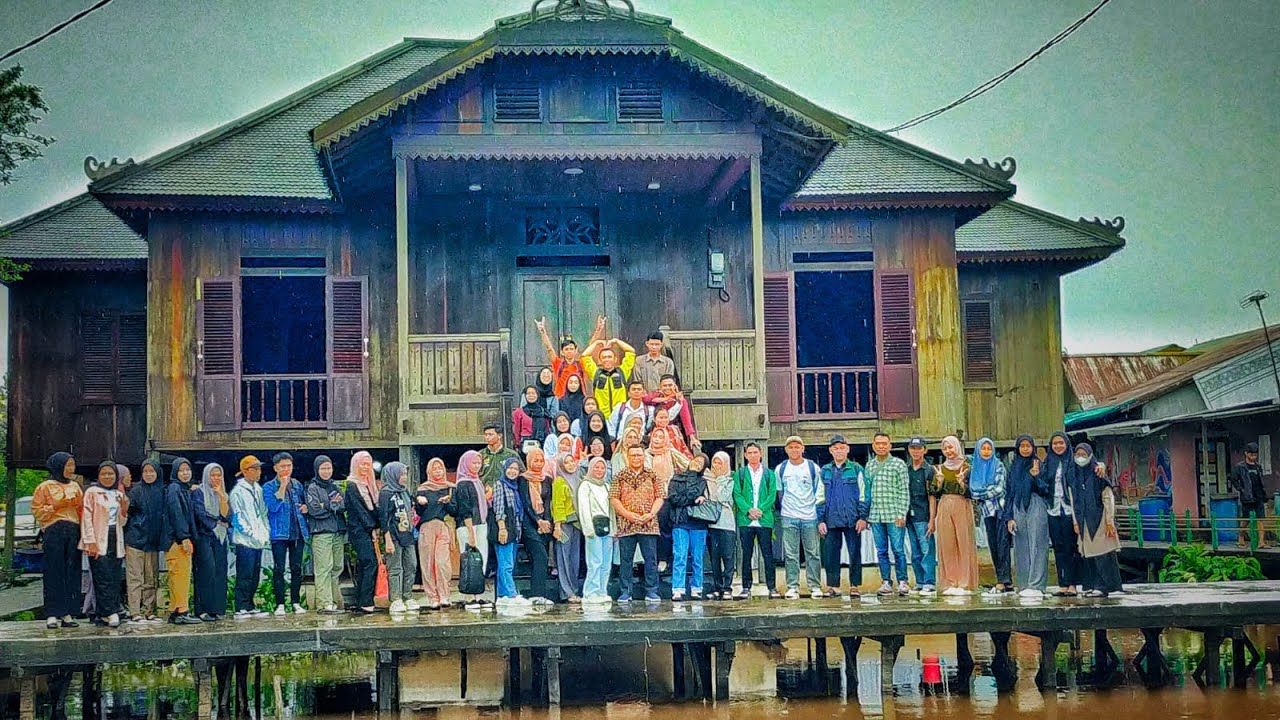 Membawa mahasiswa UNU Kalbar ke Rumah Melayu, Belajar Bisnis Kopi Liberika dan Lada Sambas