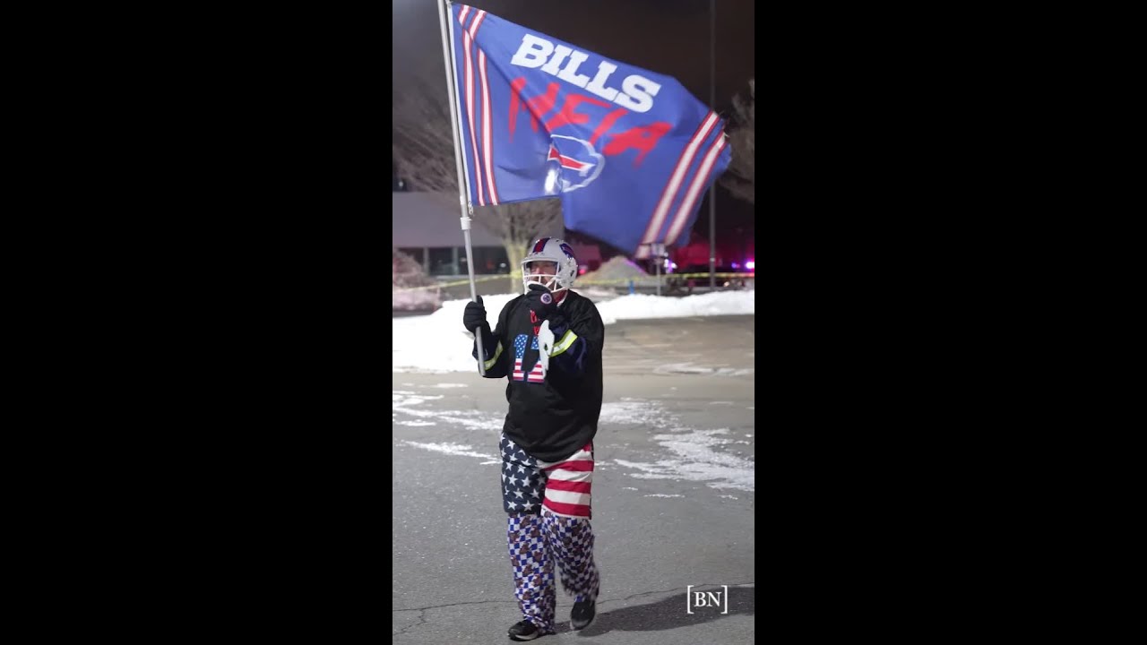 Fans welcome Bills home