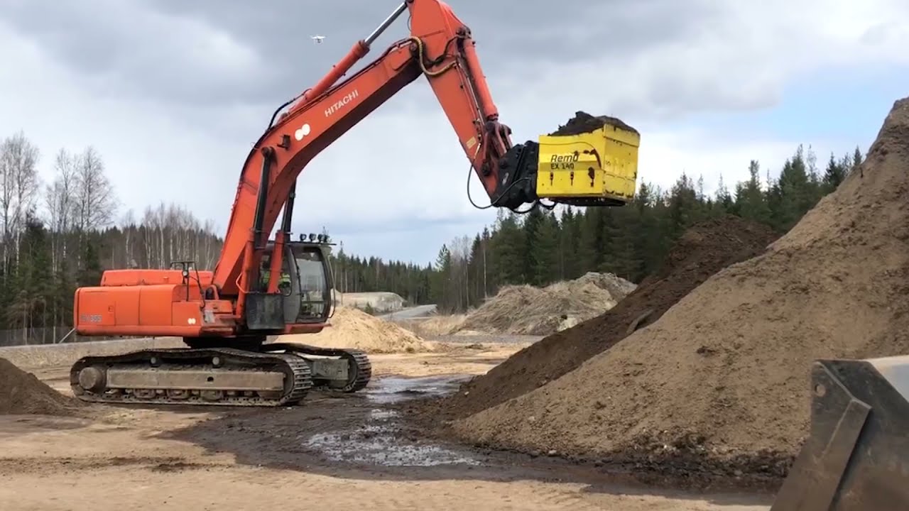 Remu EX140 Screening Bucket 2020 Tampere processing topsoil.
