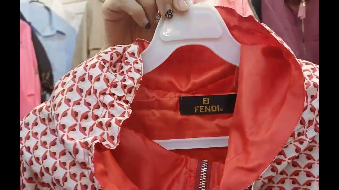 서울 남대문 시장 봄 옷 천지 입니다