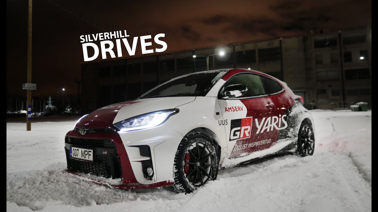 2021 TOYOTA YARIS GR - winter night city POV drive and drift [4K]