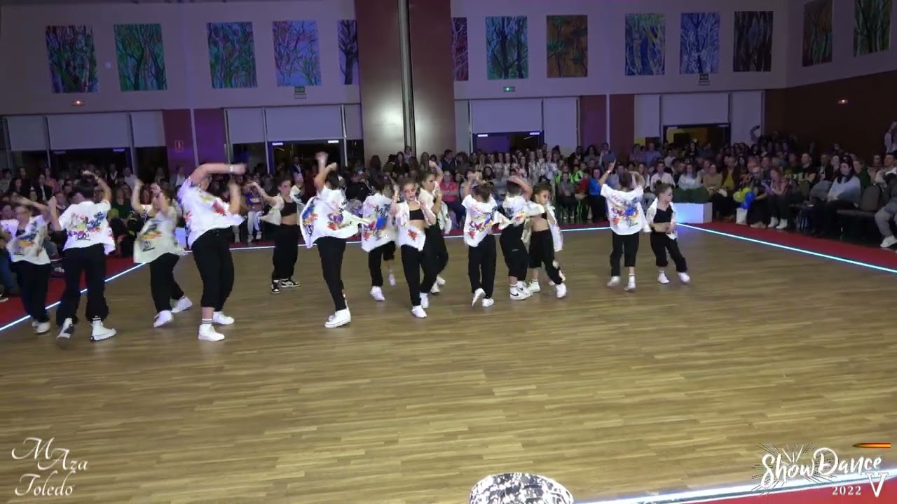 Show Dance V Sábado 7 Perlas Brillantes Gimansio Losan