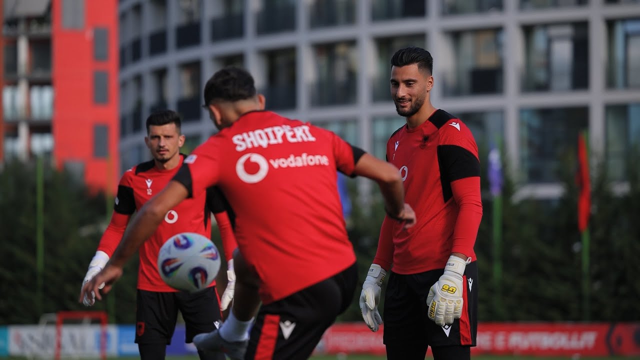 Ndeshja e Kualifikueseve të Botërorit 2026 me Serbinë / Kombëtarja stërvitet e plotë në ditën e 2-të