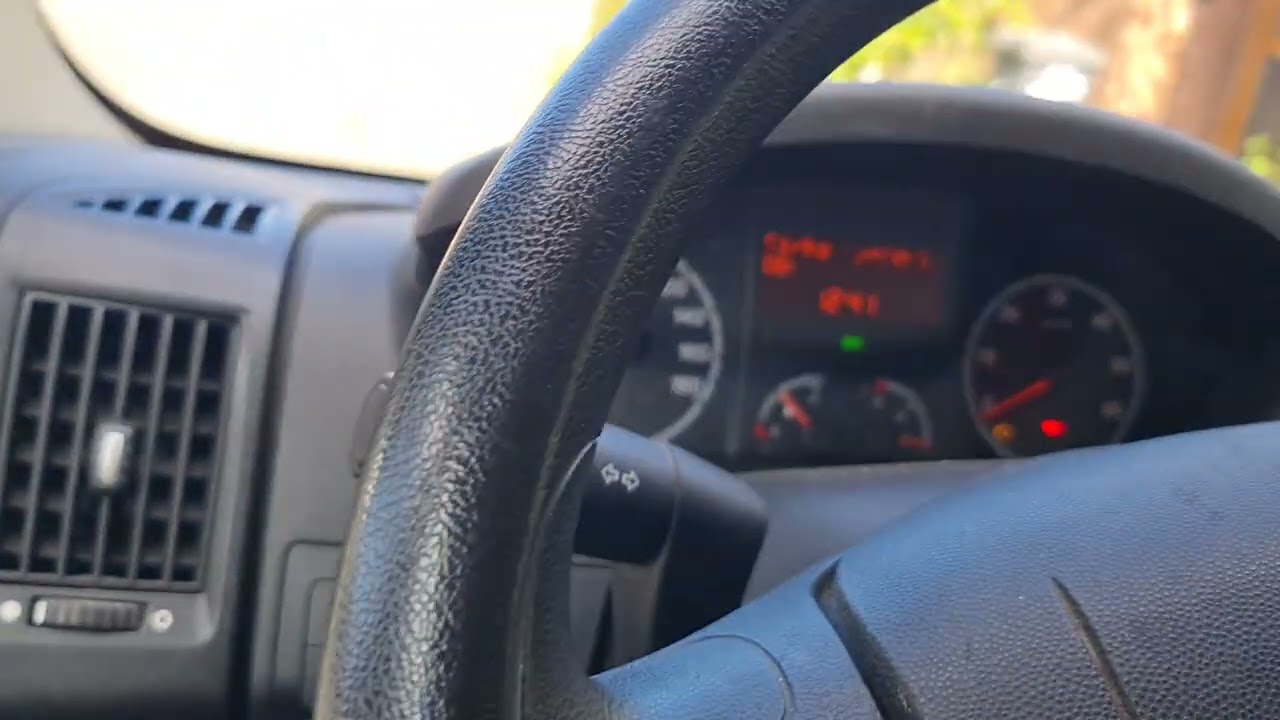 Fiat Ducato, Kombiinstrument f&auml;llt aus.