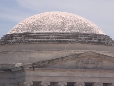 Biofilm on Jefferson Memorial Baffles Scientists