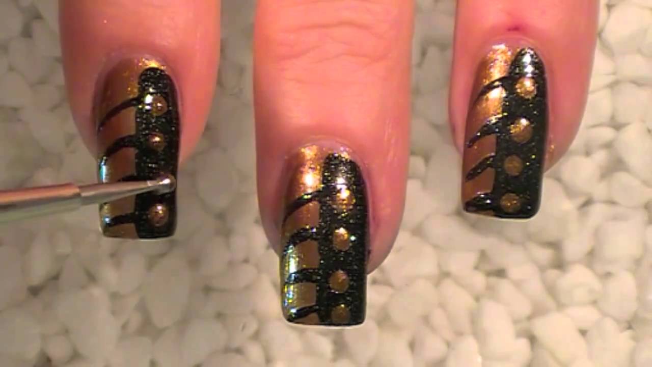 Nail Art Design Tutorial black & gold - very simple