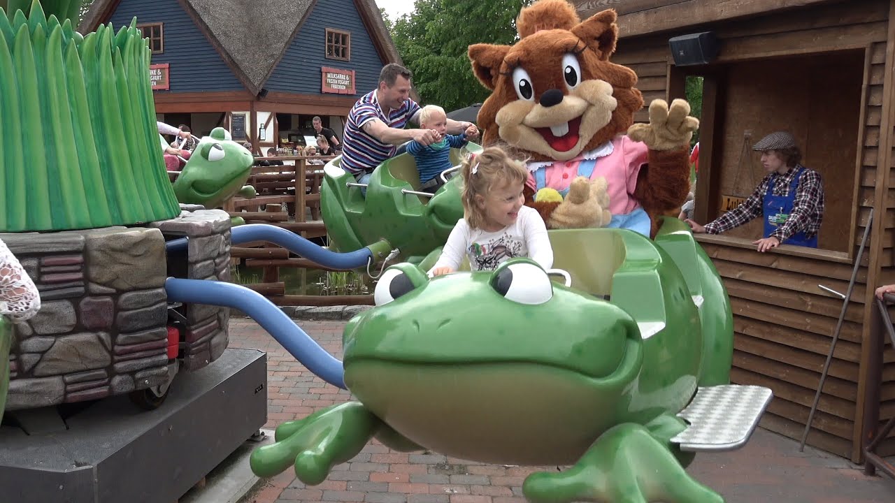 Frøerne Djurs Sommerland med Karoline Crazy Frogs 4K
