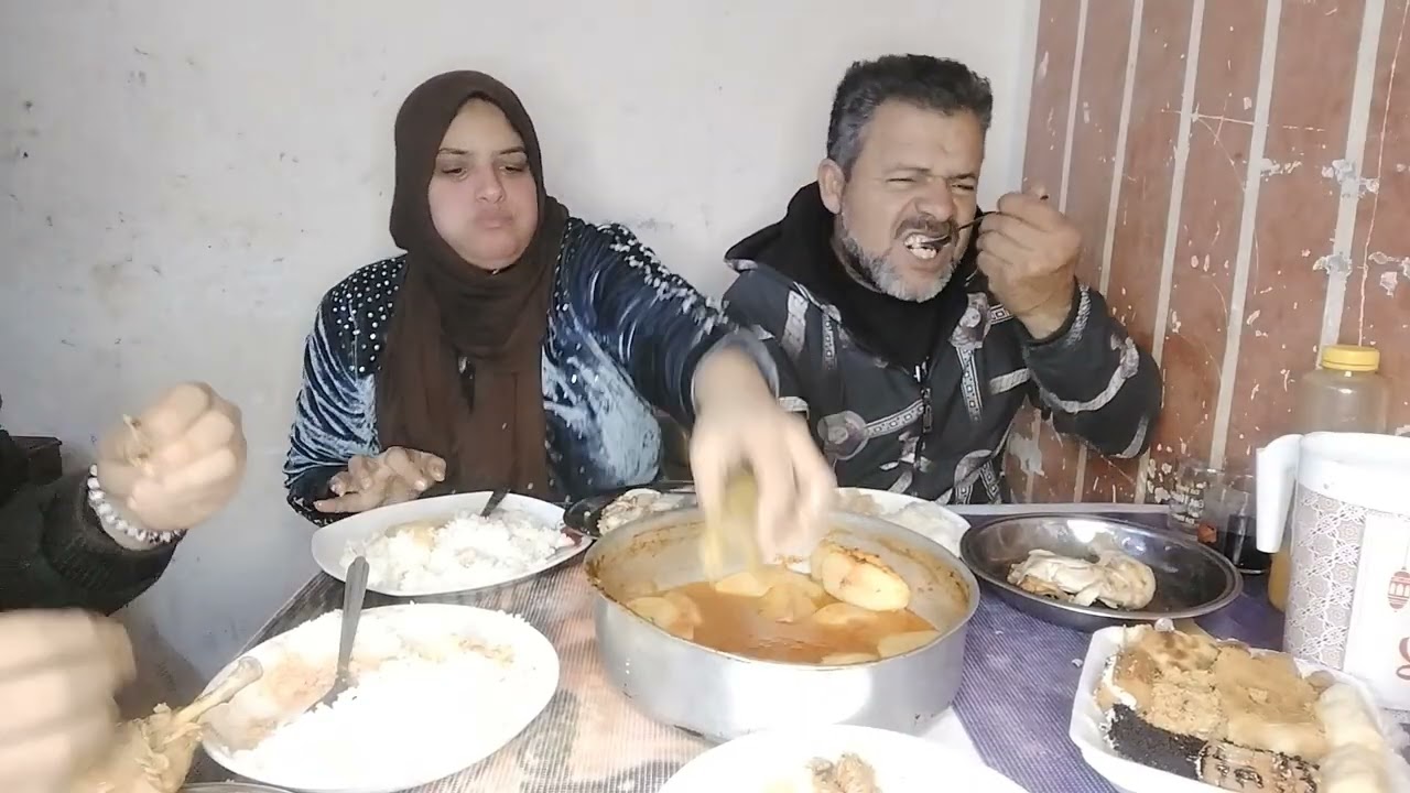 يو م فطار جديد محمود 😂😂 طلع كل ال جواه ربنا يستر باين هيطفش ##ـ#