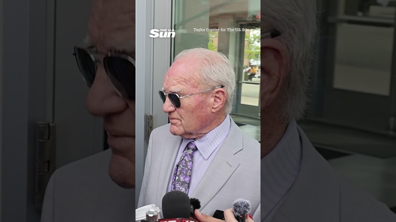 Адвокат Линдси Клэнси объясняет, что такое &laquo;динамитный заряд&raquo; | The US Sun