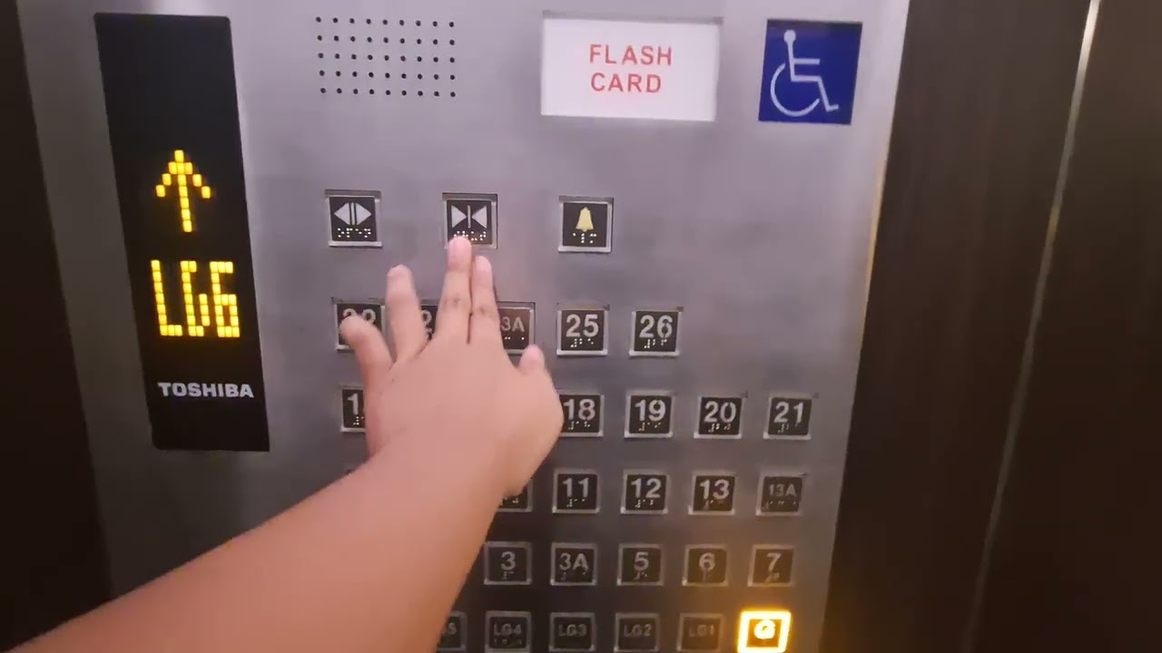 toshiba elcosmo 3 elevator at apartment Vista residence genting highlands in malaysia