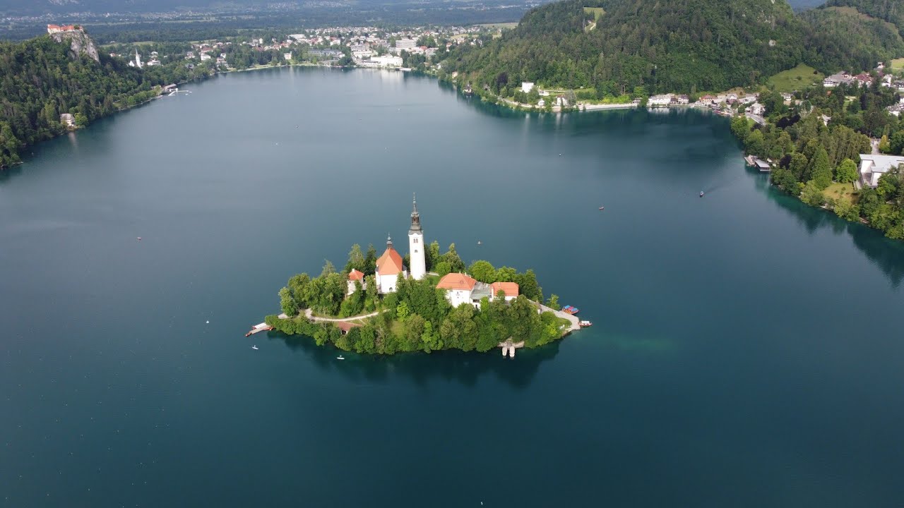SLOVINSKO | Bled, soutěsky, jezera, vodopády, jeskyně, hrady i moře