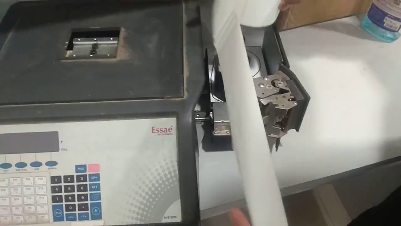 How to DC-810 label roll change