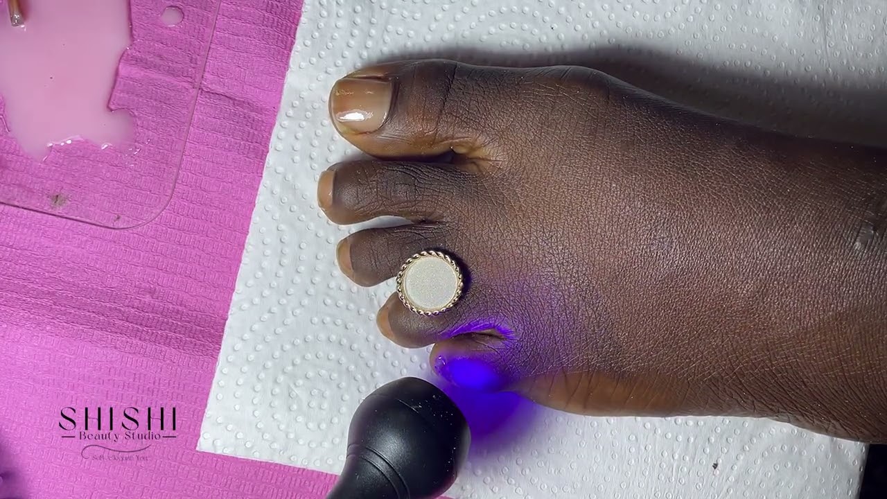 Builder Gel (Biab) on Toe nails | No Nail Extensions 
