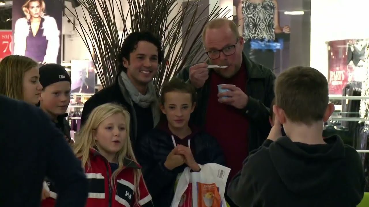 Steinar Sagen p&aring; Matslang med Vegard Ylvis&aring;ker