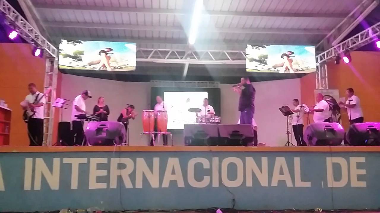 TONY CALDERON con la orquesta ENSAMBLE LATINO FERIA DE AZUERO 1/5/16