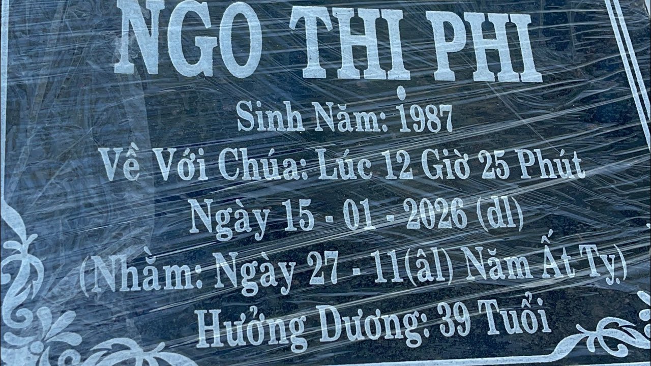 Vinh Đến Thăm Viếng Mộ Em Phi Mã Lai