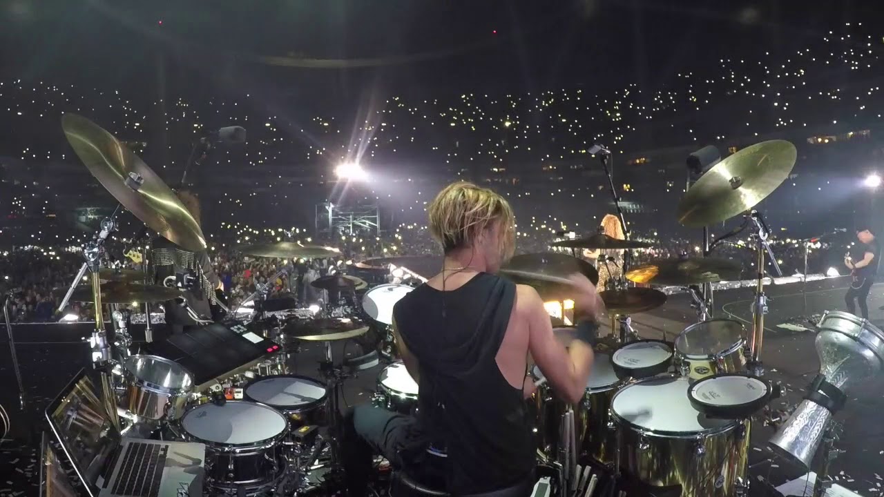Brendan Buckley w/ Shakira 