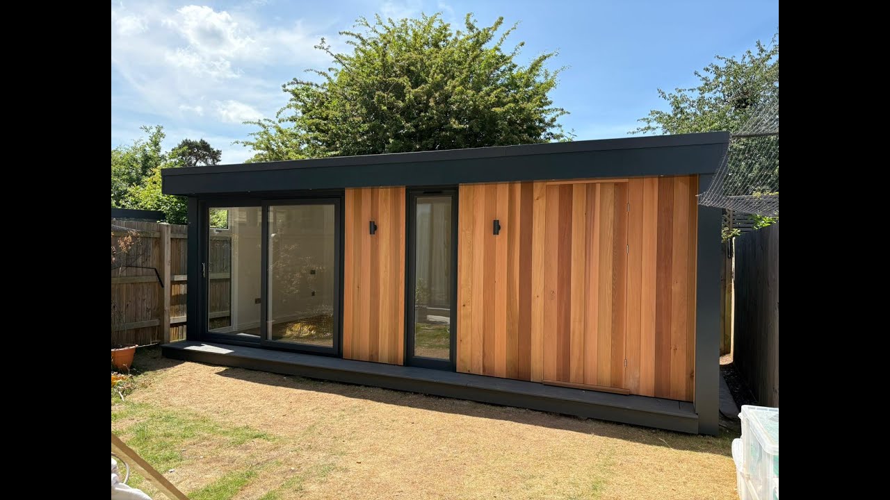 Garden Room with Integrated Storage Room by Garden Office Buildings