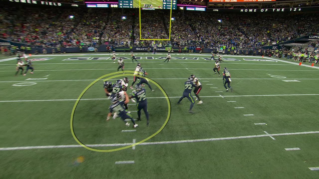 Darnold Lasers it in to Jaxon Smith-Njigba for the touchdown
