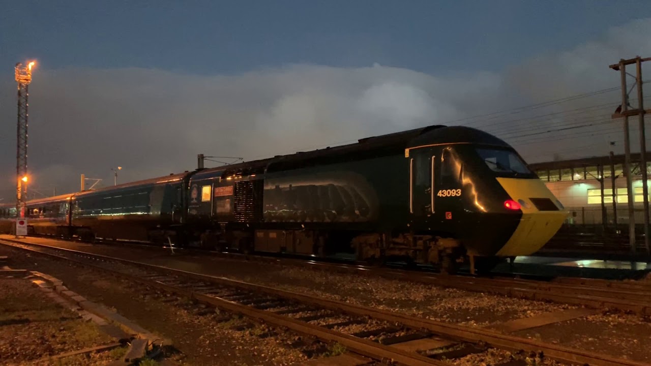 Last ever Intercity 125 to leave Old Oak Common HST GWR Depot, with fireworks - class 43 5C24